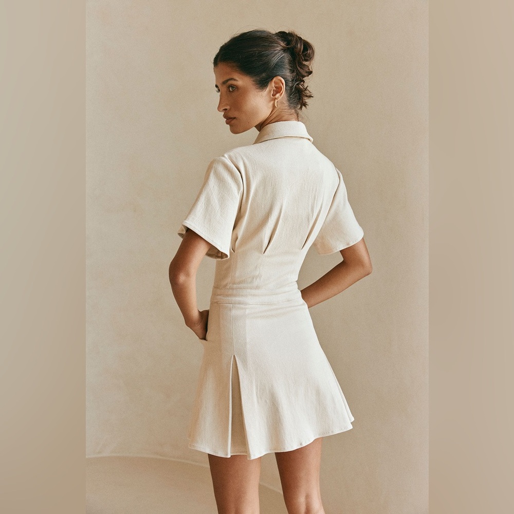 Structured Button-Front Mini Dress in Cream - Picture 2 of 7